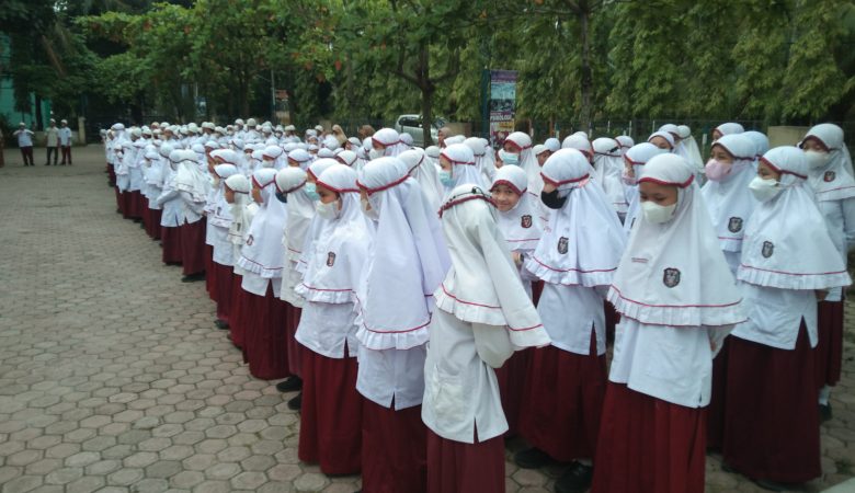 Kegiatan Upacara Diawal Masuk Tahun Ajaran Baru 2022/2023